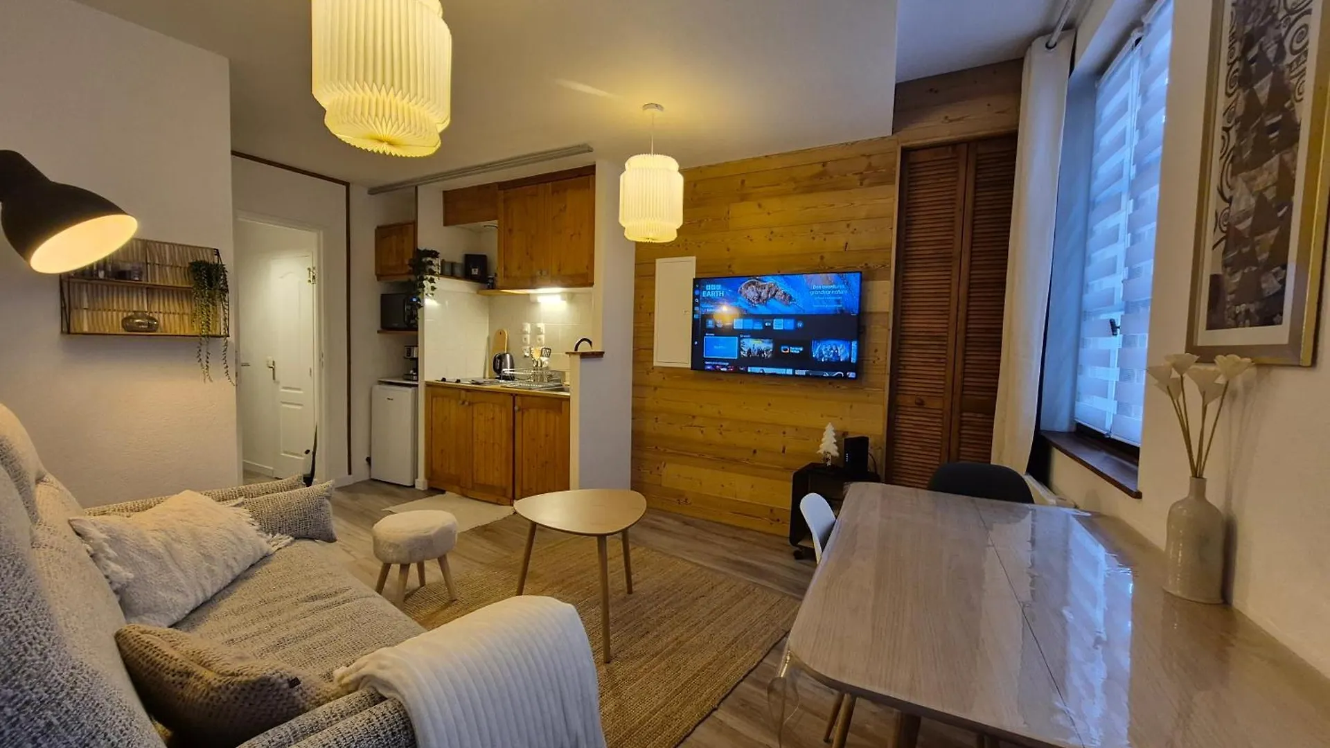 Cosy Appartement Embrun Centre France